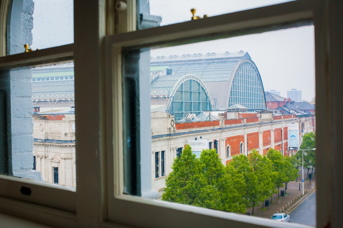 The Hand & Flower Fuller's Pub and Hotel in Hammersmith